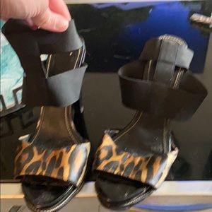 Enzo strapping, leopard print heels